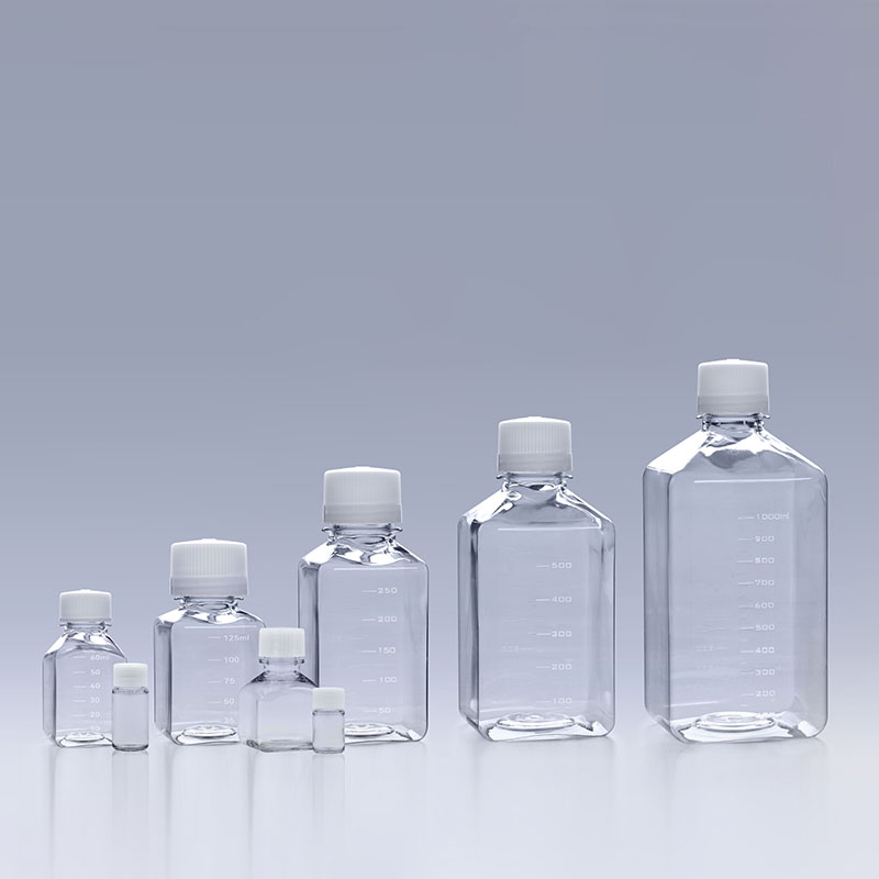 Liquid Storage Solutions: PETG Media Bottles with Caps
